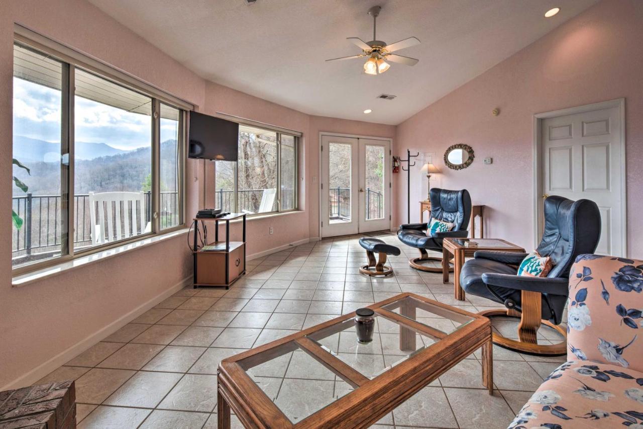 Charming Burnsville Apt With Mountain Views And Deck! Zewnętrze zdjęcie