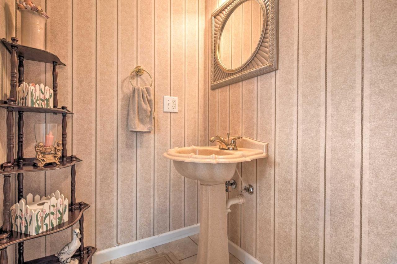 Charming Burnsville Apt With Mountain Views And Deck! Zewnętrze zdjęcie